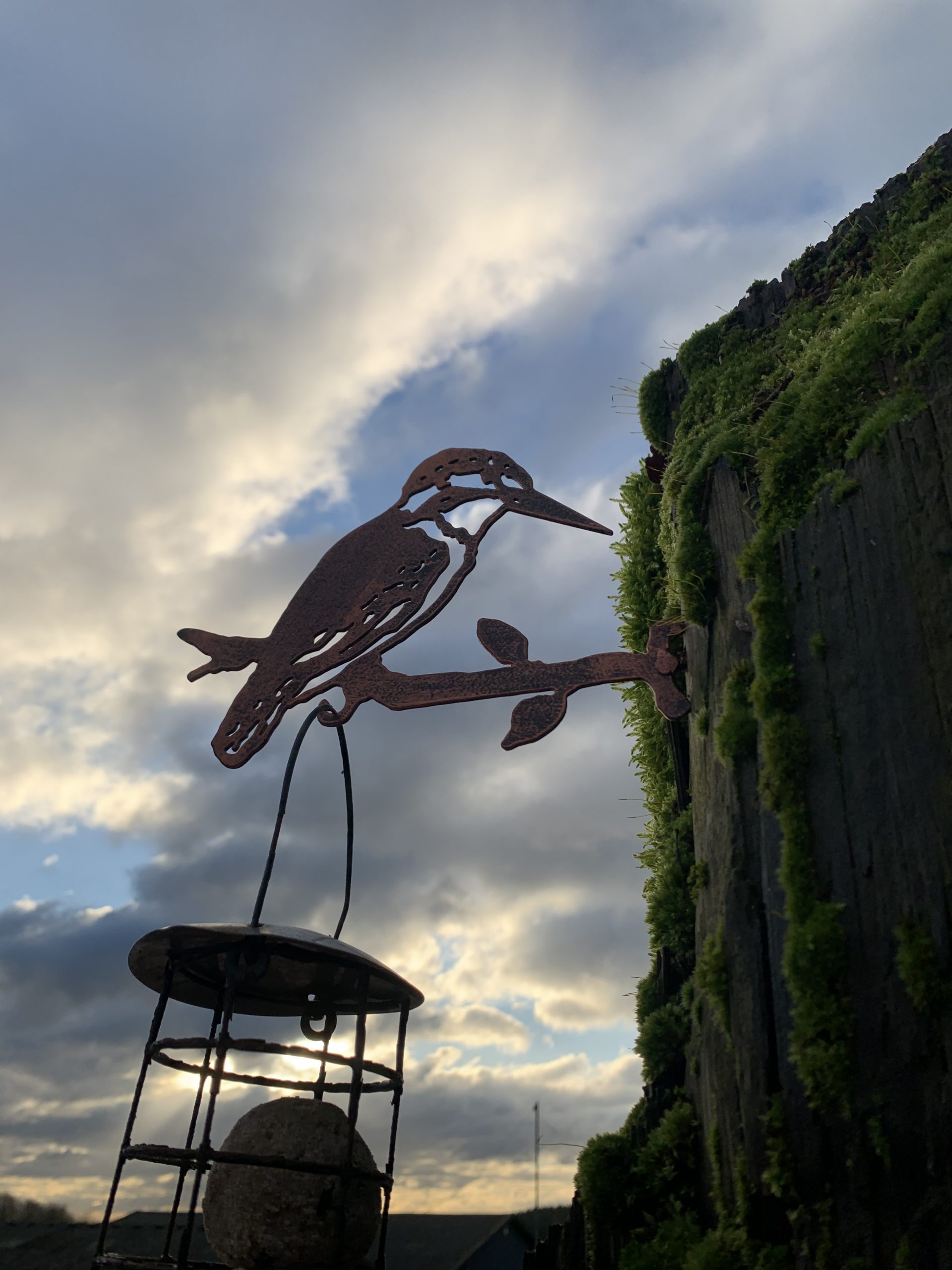 Kingfisher bird feeder hanger